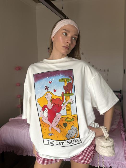 Футболка оверсайз біла the cat mom
